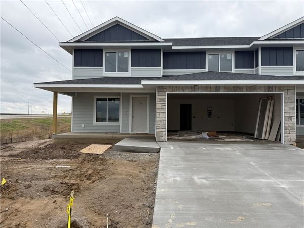 1625 Mitchell Place , Tiffin, IA 52317