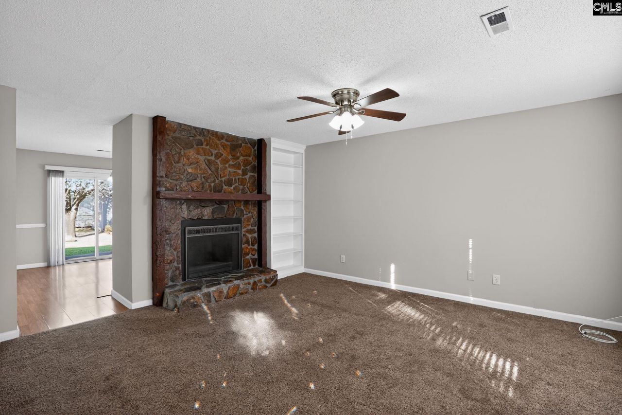 309 Firebrick Lane  Photo 7