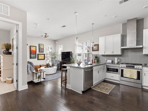 4325 Jackson Ave, Unit 2105, Austin, TX 78731