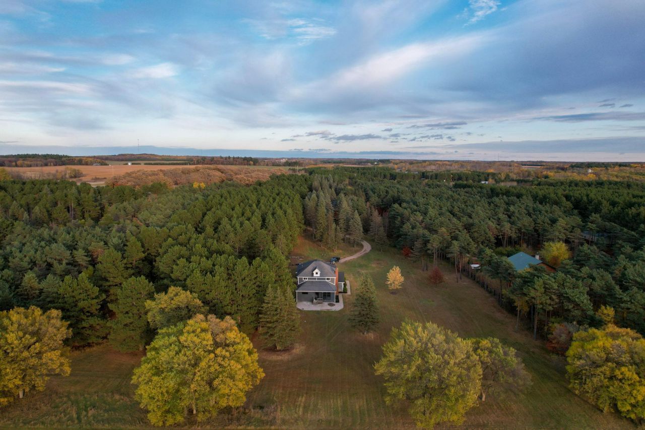 41221 474th Avenue , Perham, MN 56573 Main Photo