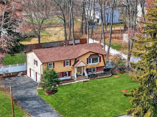 134 Ridge Road, Valley Cottage, NY 10989