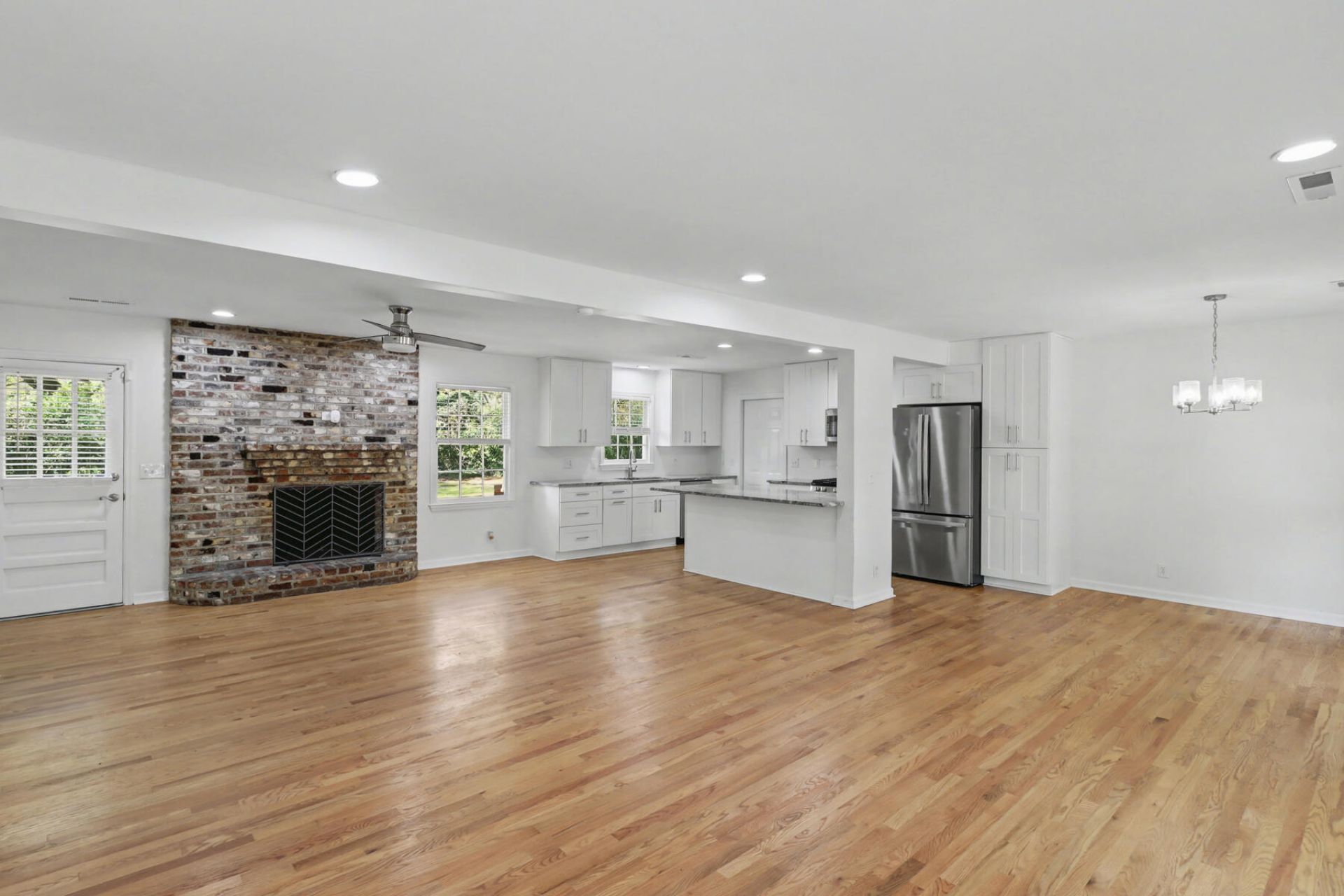 1775 Balfoure Drive Photo 13