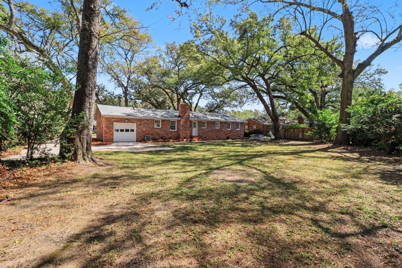 1775 Balfoure Drive Photo 22