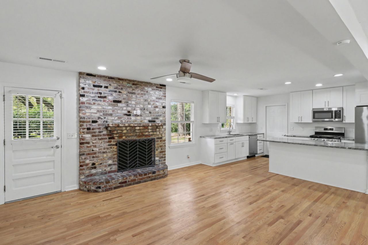 1775 Balfoure Drive Photo 7