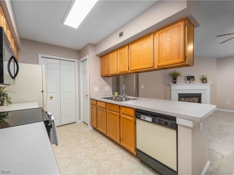 22550 Lenox Drive, Fairview Park, OH 44126 Photo 16