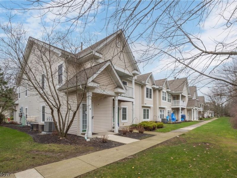 22550 Lenox Drive, Fairview Park, OH 44126 Photo 3