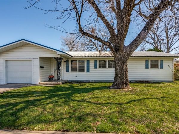 521 N Columbia Street, Stephenville, TX 76401