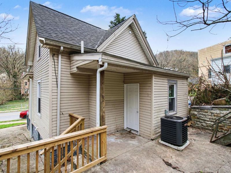 2245 Quebec Road, Cincinnati, OH 45214 Photo 13