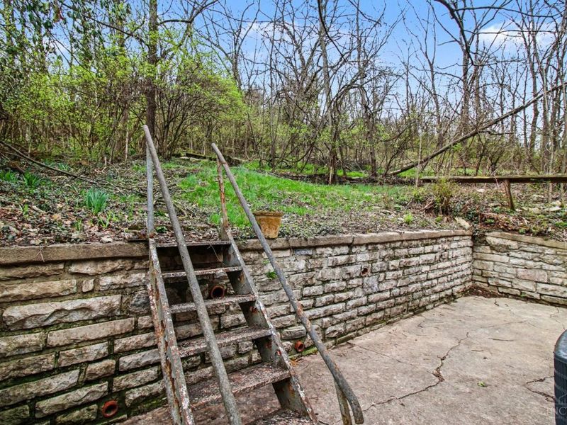 2245 Quebec Road, Cincinnati, OH 45214 Photo 14