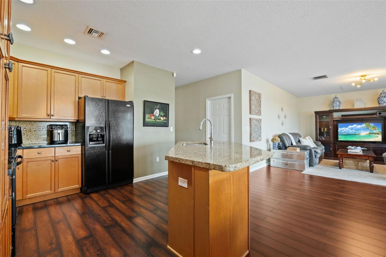 15562 SW 54th Ct, Miramar, FL 33027 Photo