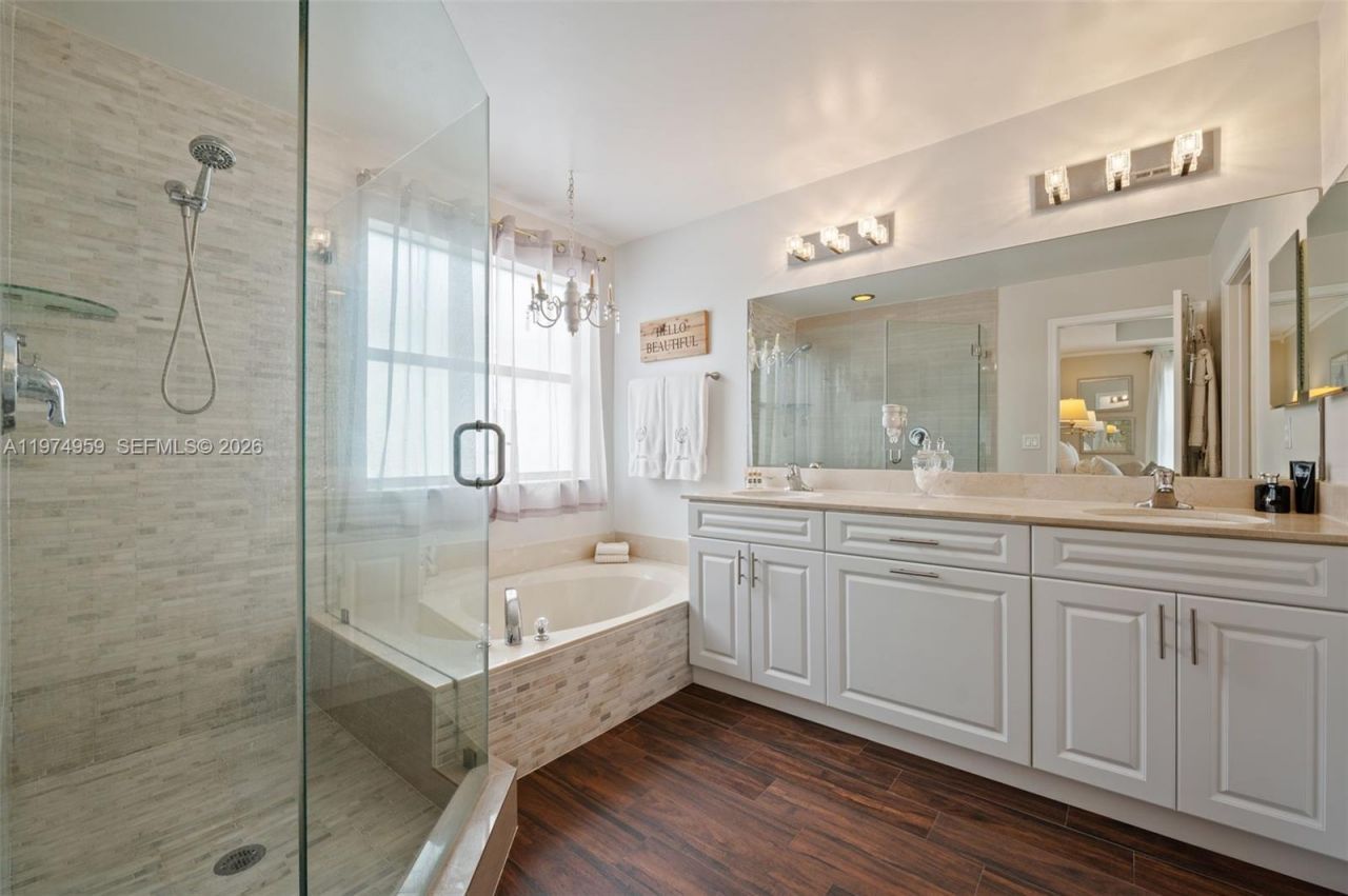 15562 SW 54th Ct, Miramar, FL 33027 Photo