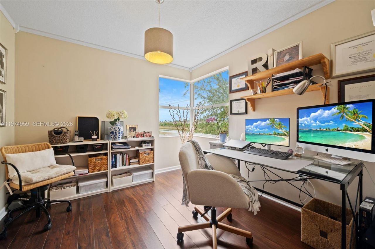 15562 SW 54th Ct, Miramar, FL 33027 Photo