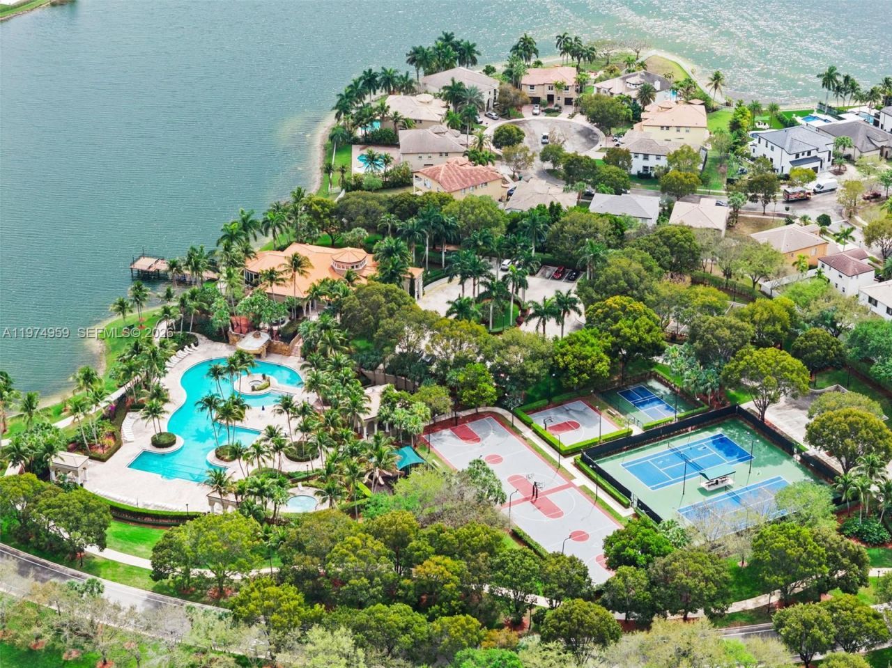 15562 SW 54th Ct, Miramar, FL 33027 Photo