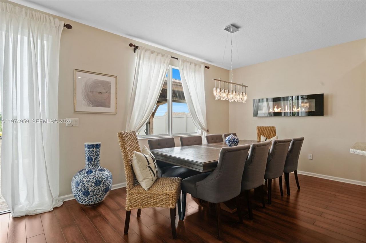 15562 SW 54th Ct, Miramar, FL 33027 Photo