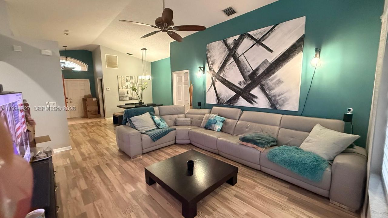 13154 NW 11th St , Pembroke Pines, FL 33028 Photo