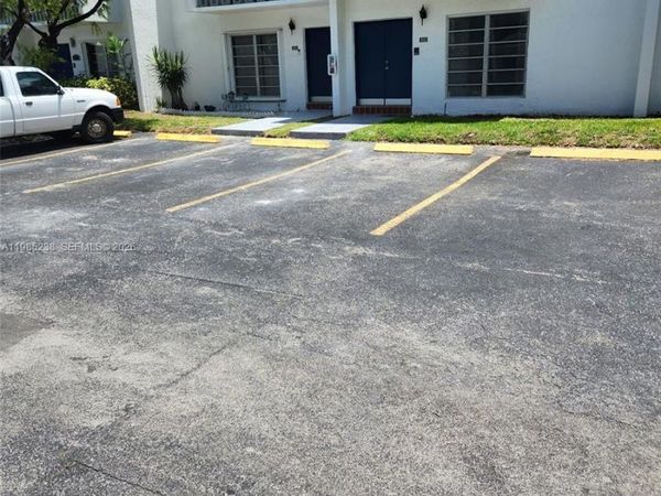 9430 SW 170th St, Unit 302, Palmetto Bay, FL 33157