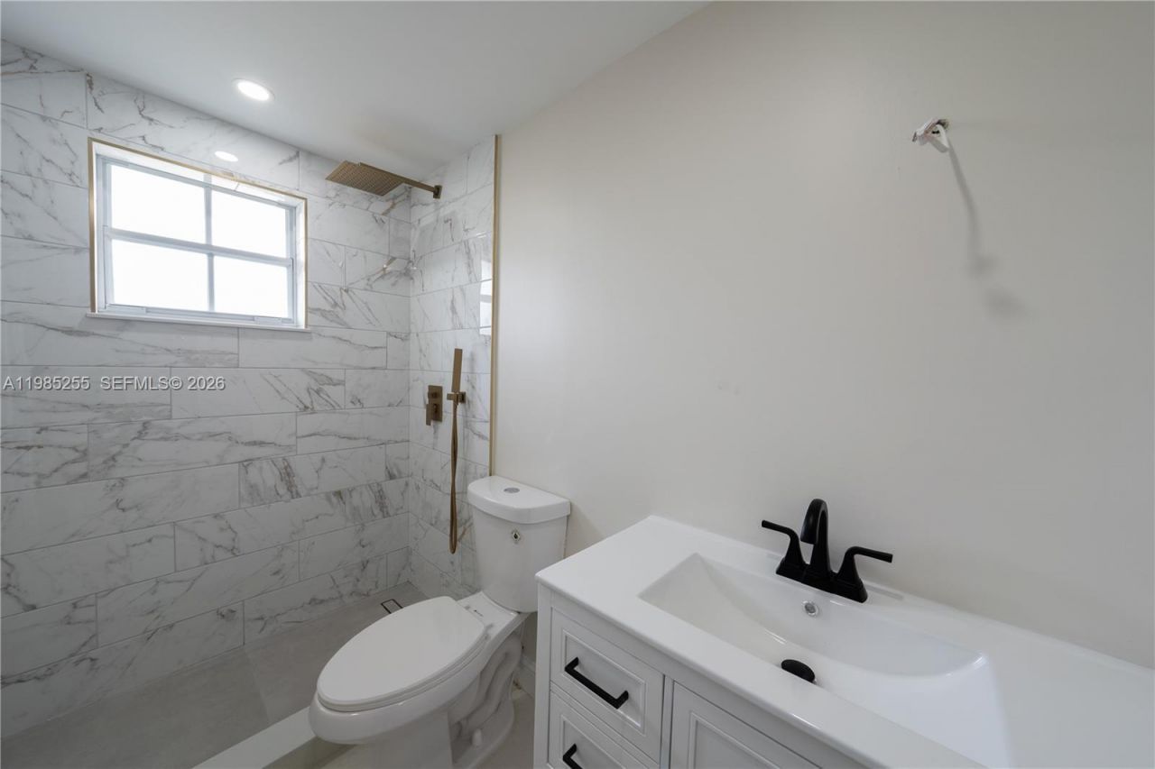 370 Flagami Blvd, Miami, FL 33144 Photo
