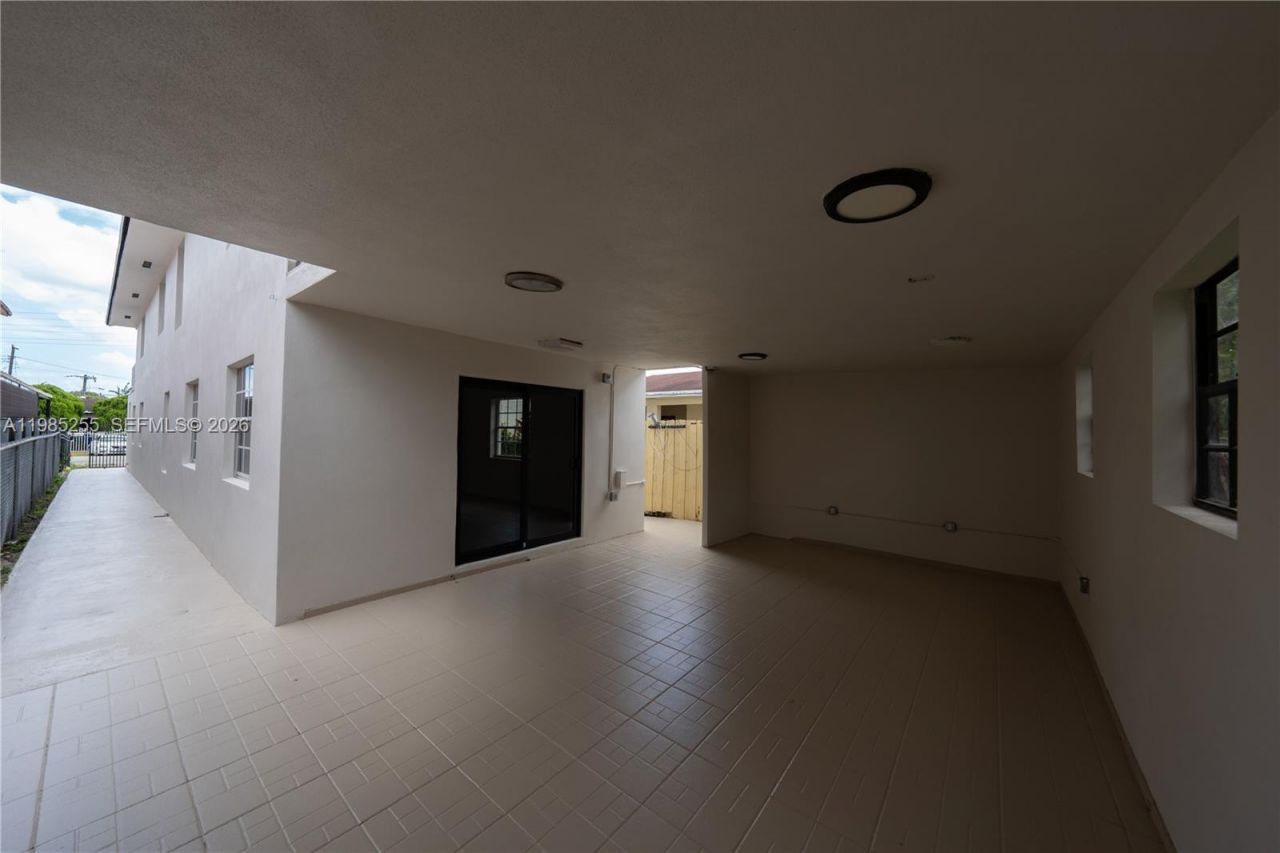 370 Flagami Blvd, Miami, FL 33144 Photo