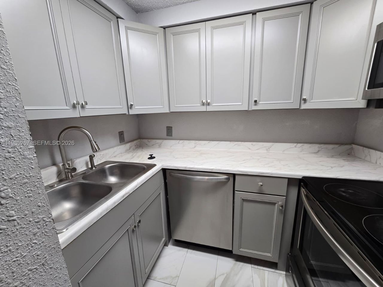 6627 Winfield Blvd, Unit 102-C, Margate, FL 33063 Photo