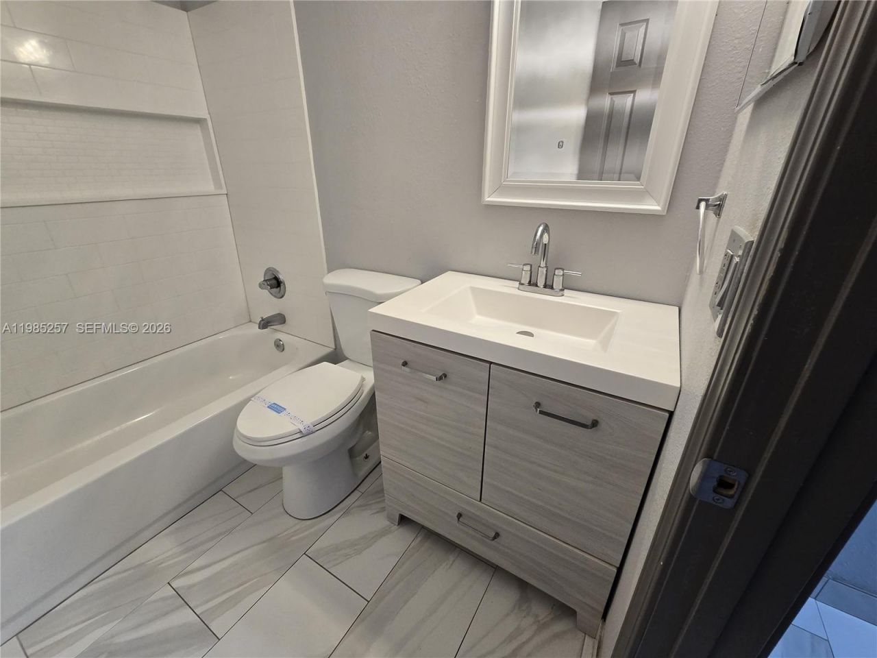 6627 Winfield Blvd, Unit 102-C, Margate, FL 33063 Photo