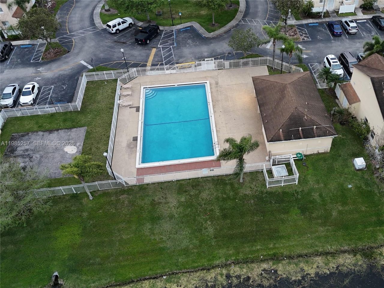 6627 Winfield Blvd, Unit 102-C, Margate, FL 33063 Photo