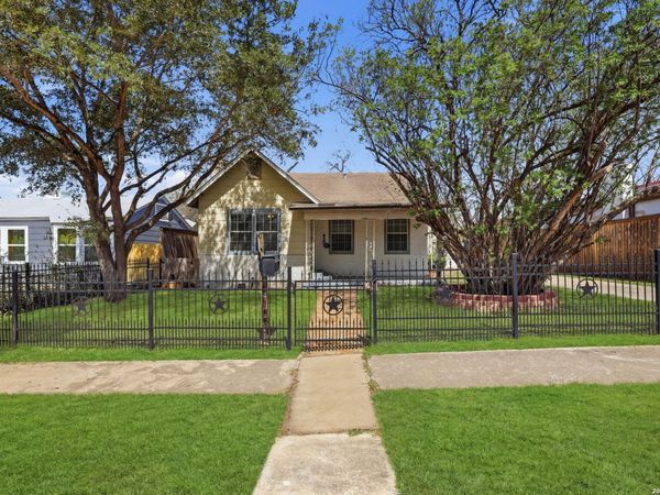 427 Vanderbilt, San Antonio, TX 78210