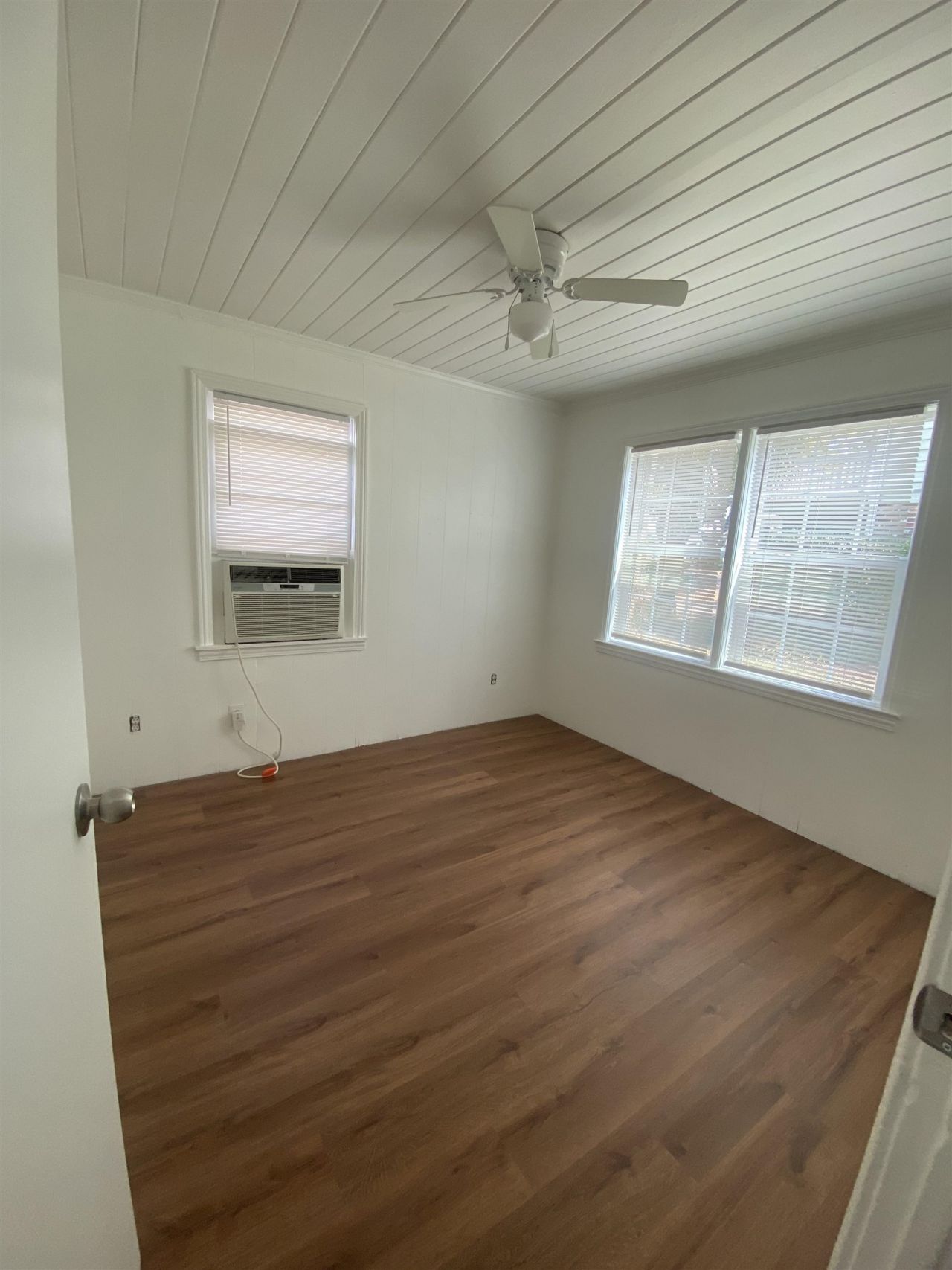 2811 Sand Dunes Dr. Photo 9