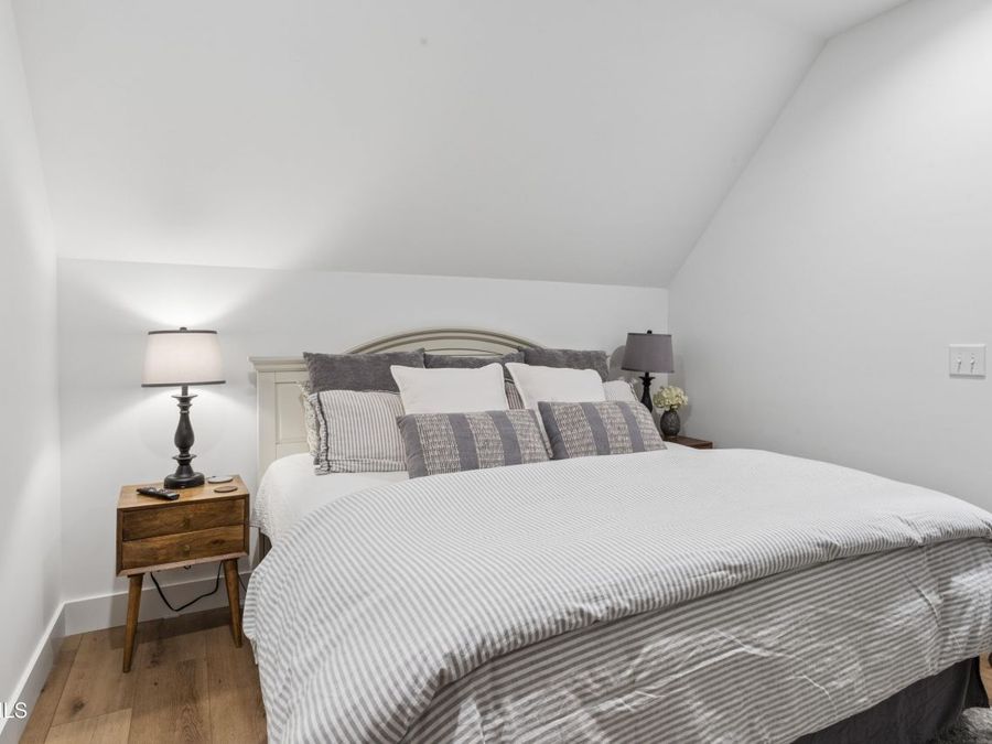 Property Image 79