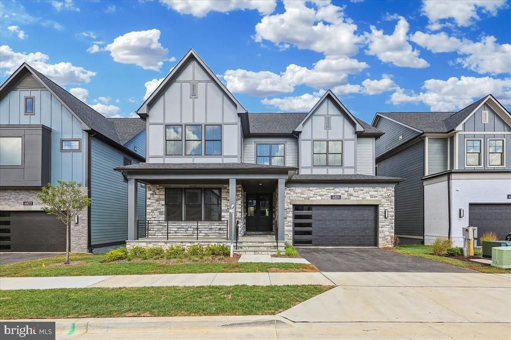 6819 Isabella , Bethesda, MD 20817 Main Photo