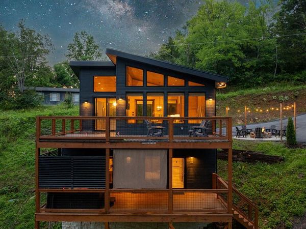 1514 Mountain Drive, Sevierville, TN 37876