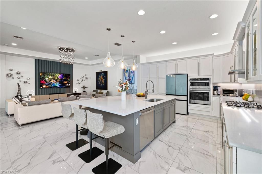 12097 Eucalyptus Way, Naples, FL 34120 Photo