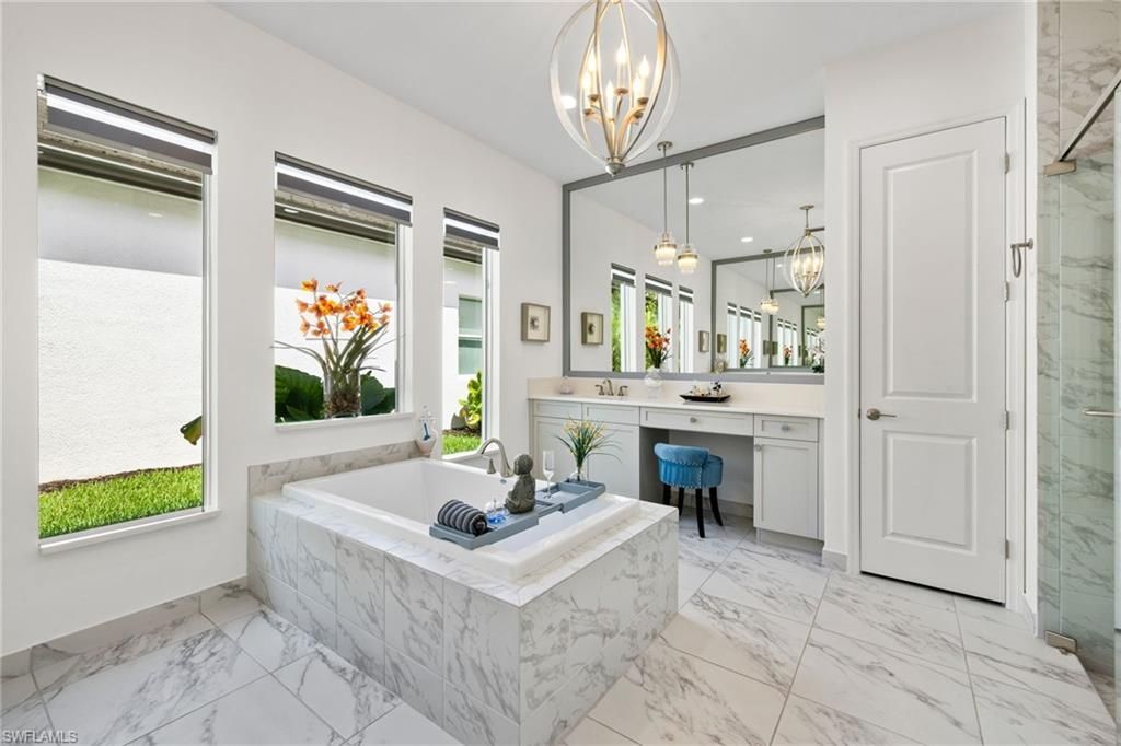 12097 Eucalyptus Way, Naples, FL 34120 Photo