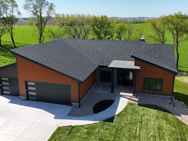 1300 Moll Drive, Waunakee, WI 53597