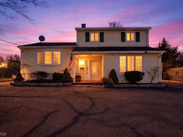 49 Ernston Rd, Sayreville, NJ 08859