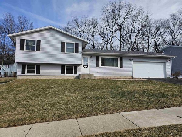 310 Ash Street, Oregon, WI 53575