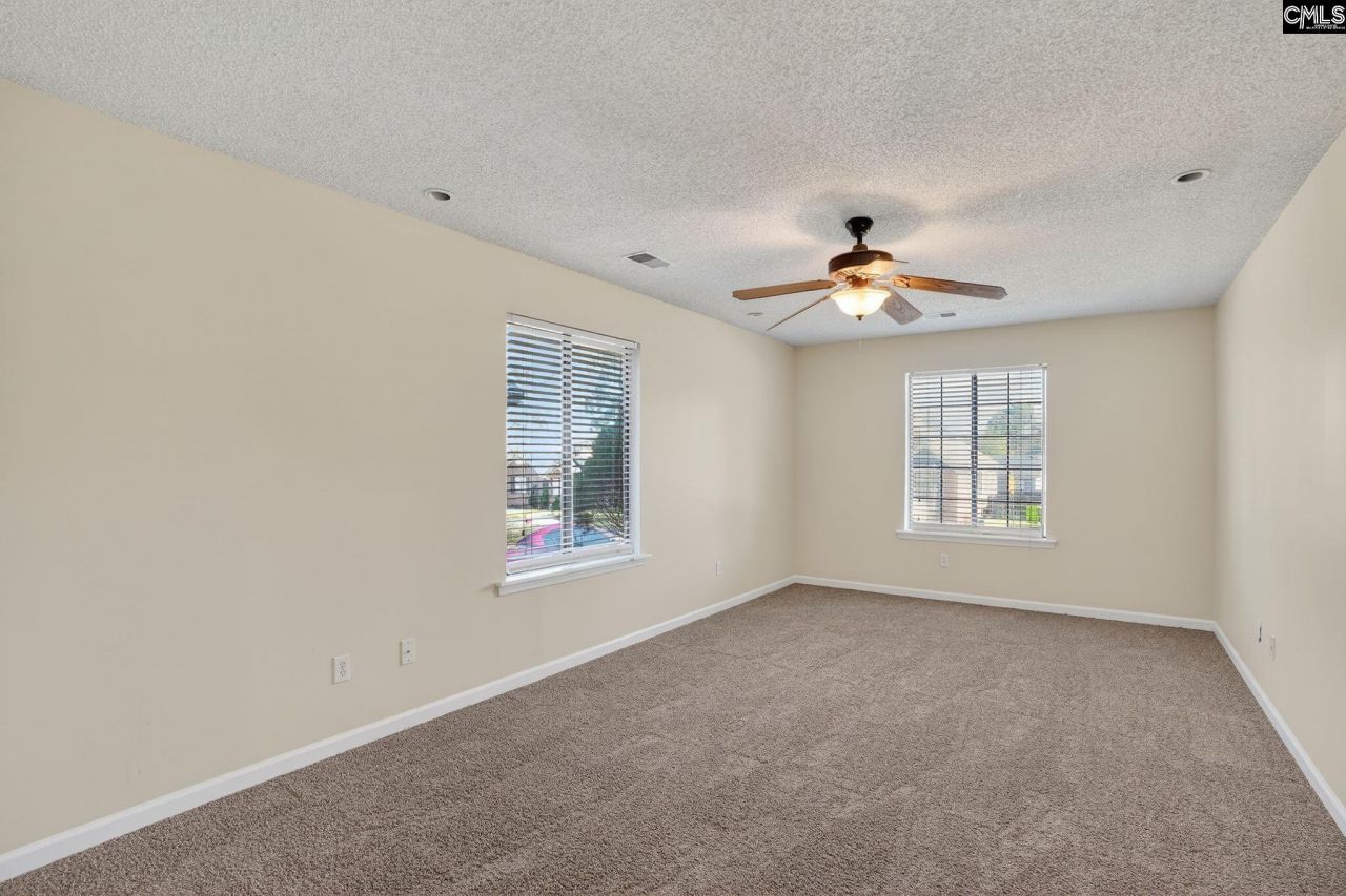 152 Westport Drive  Photo 17