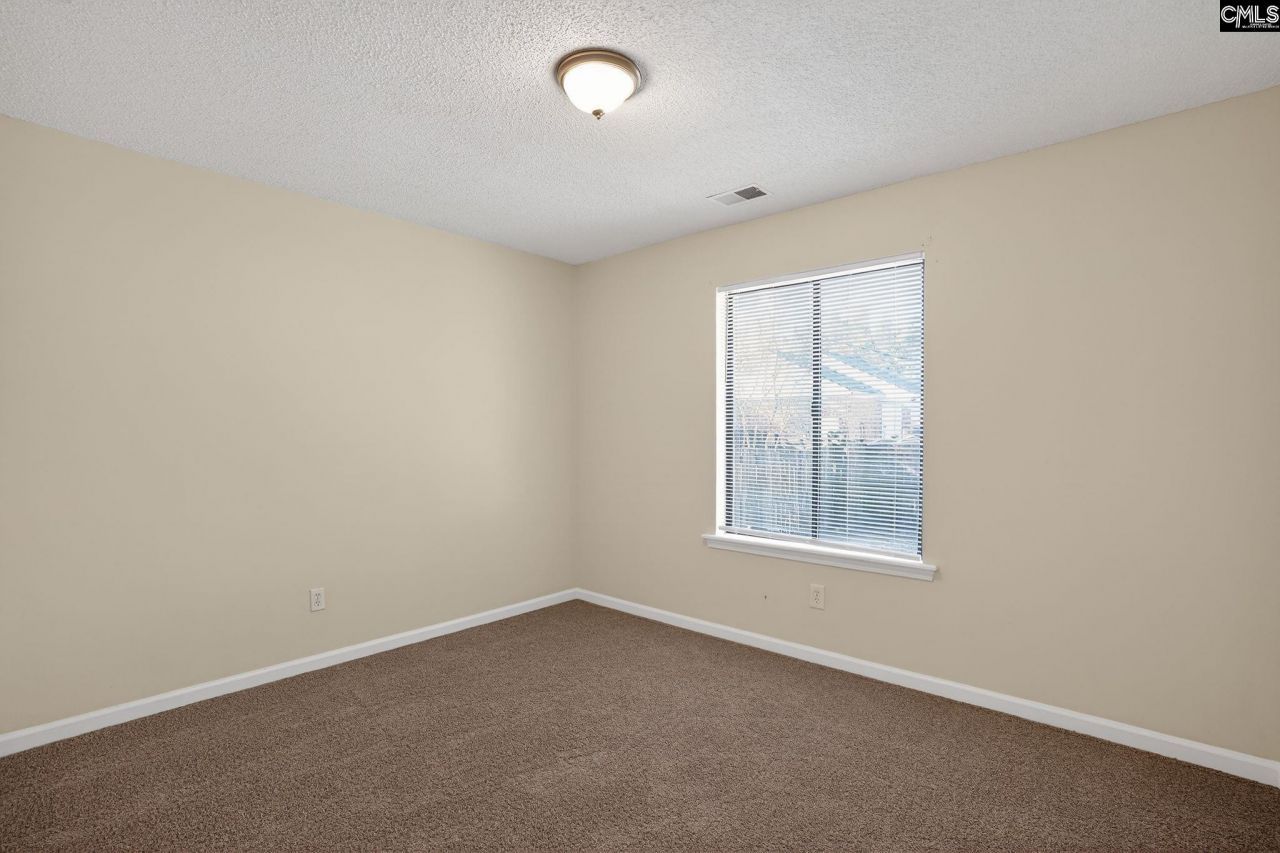 152 Westport Drive  Photo 20