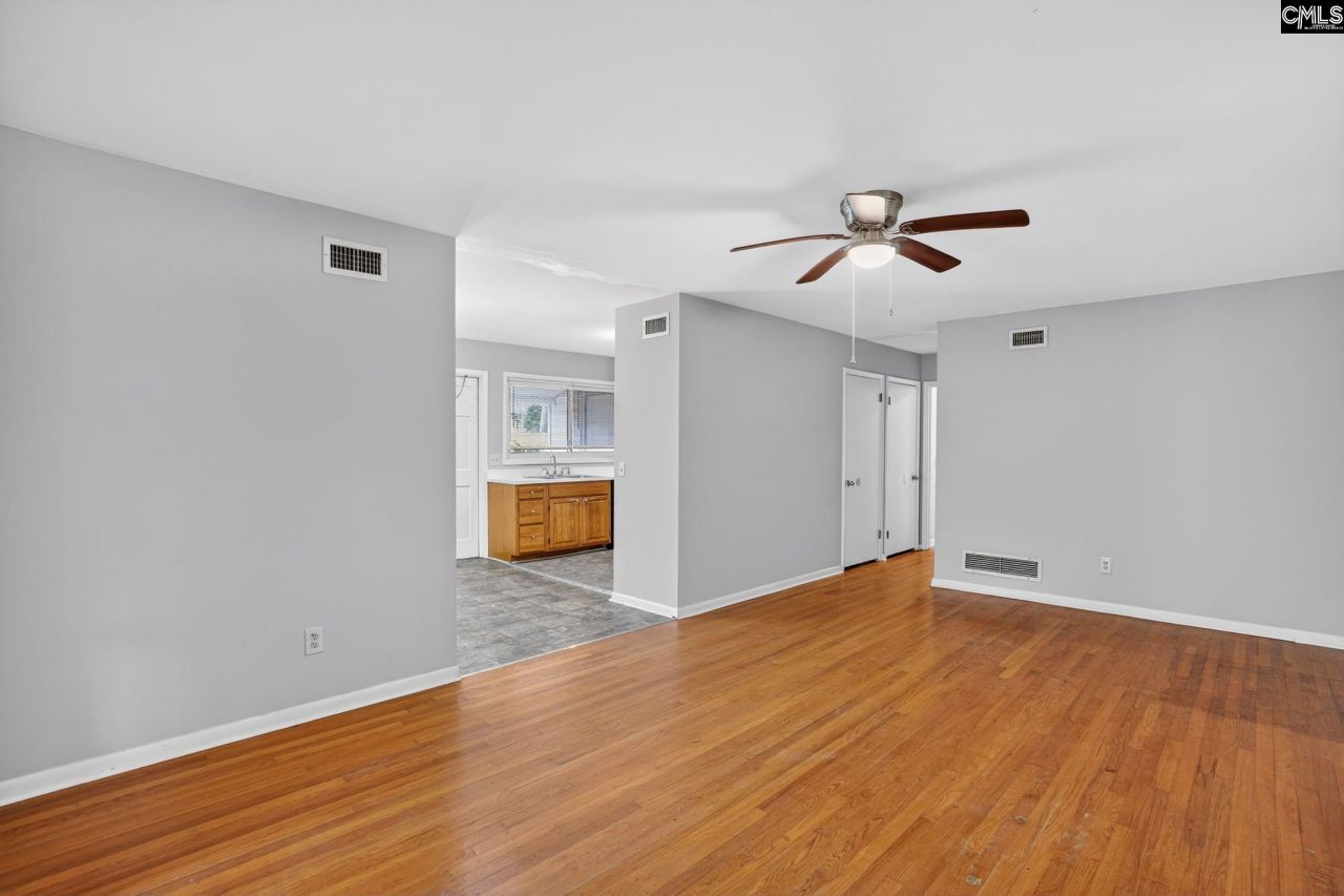 1826 Overhill Road  Photo 10