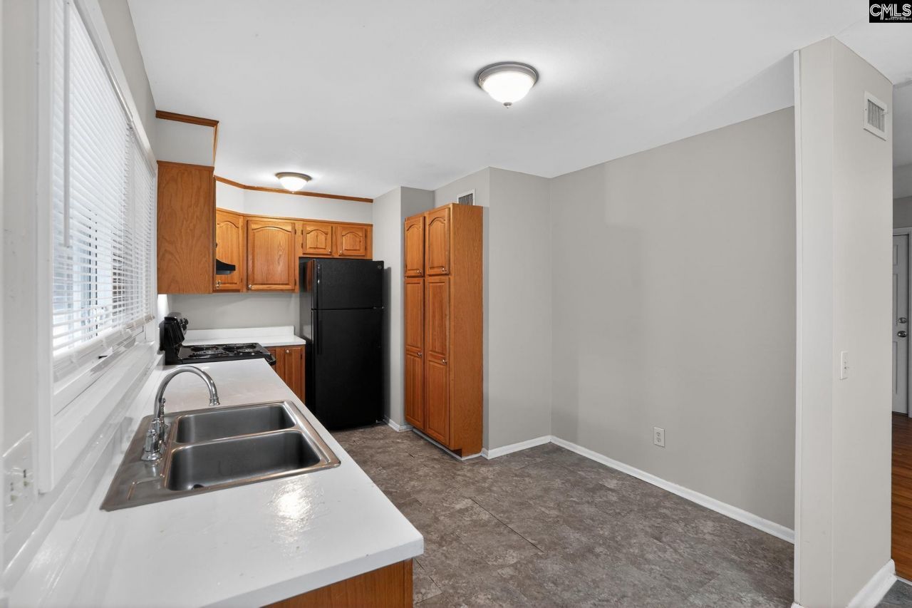 1826 Overhill Road  Photo 16