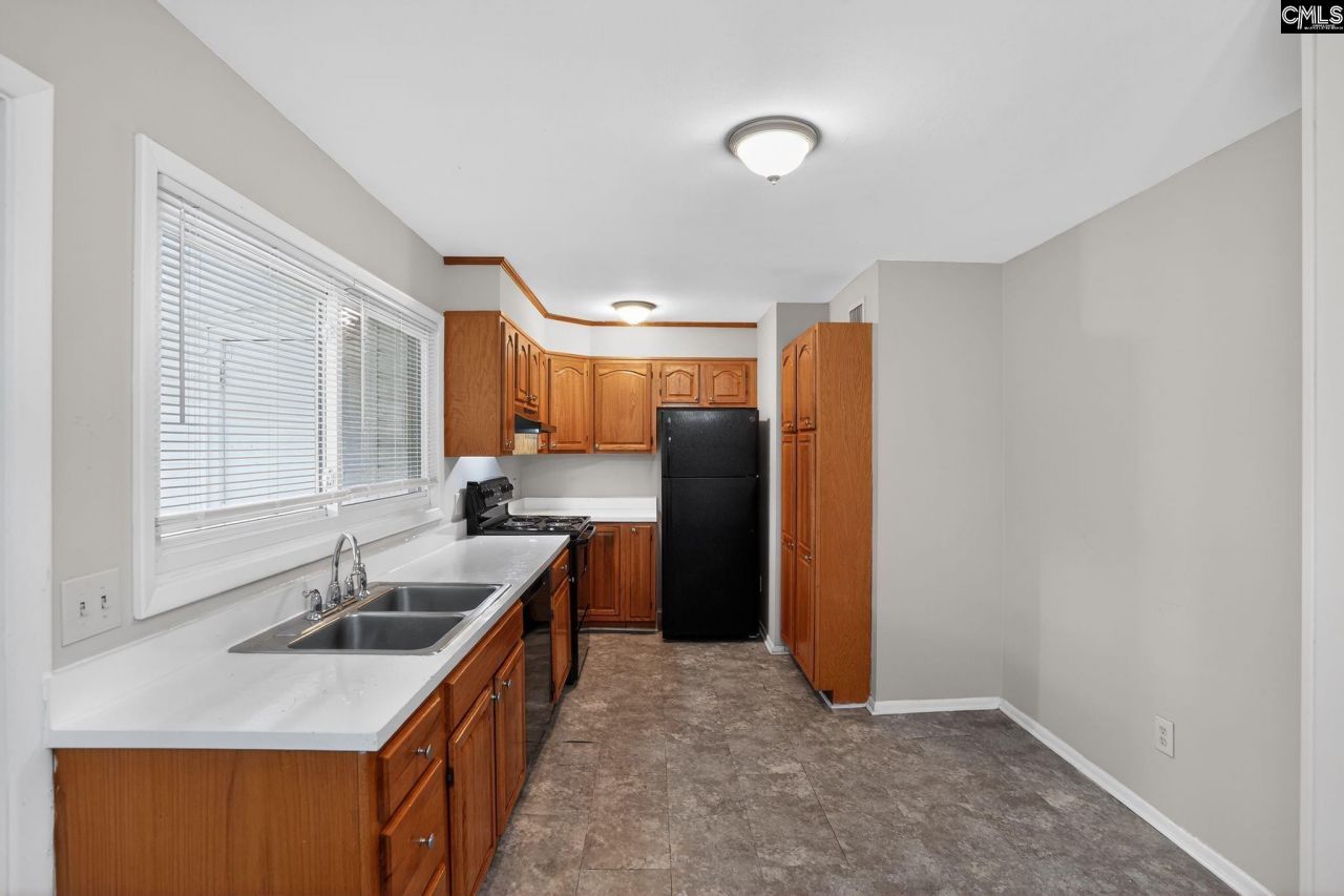 1826 Overhill Road  Photo 17