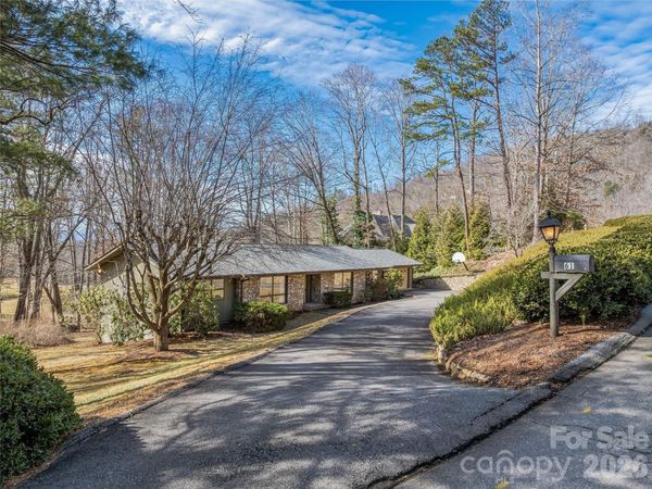 61 Brookwood Road, Asheville, NC 28804