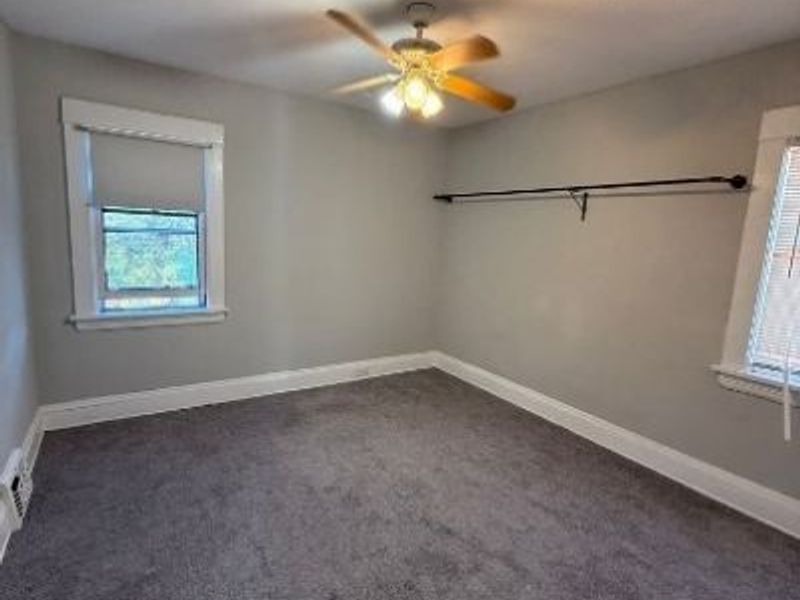 1336 Thoreau Road, Lakewood, OH 44107 Photo 10