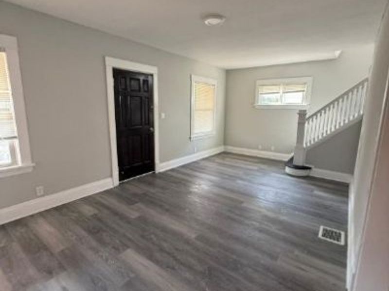 1336 Thoreau Road, Lakewood, OH 44107 Photo 6