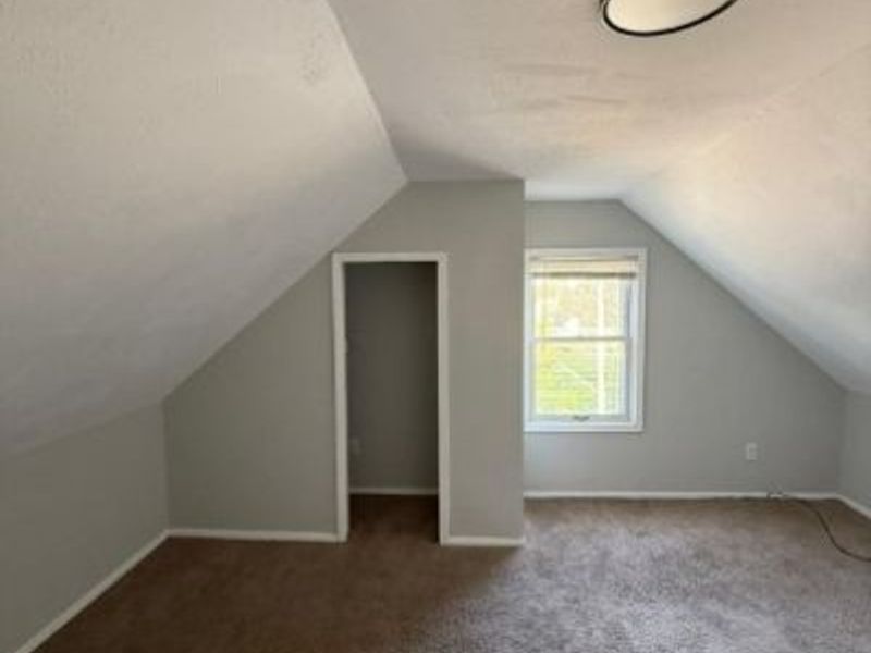 1336 Thoreau Road, Lakewood, OH 44107 Photo 9