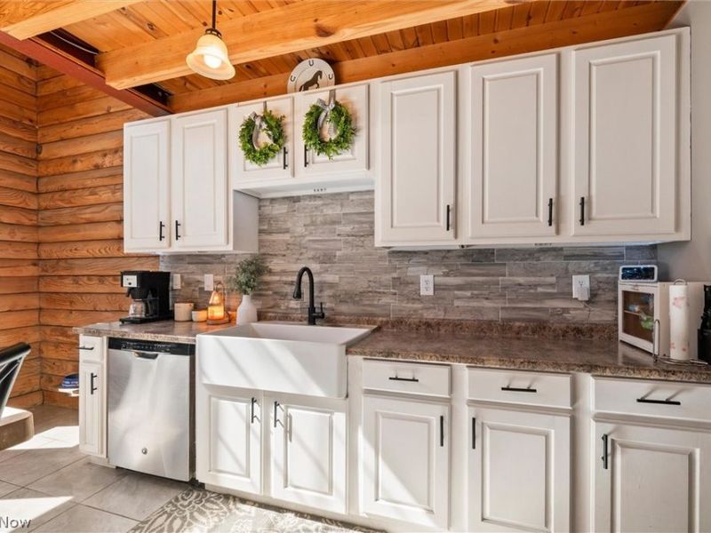 4911 Miller Road, Lowellville, OH 44436 Photo 13