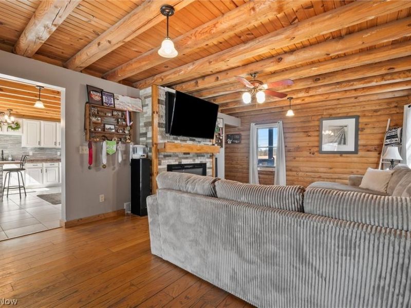 4911 Miller Road, Lowellville, OH 44436 Photo 6