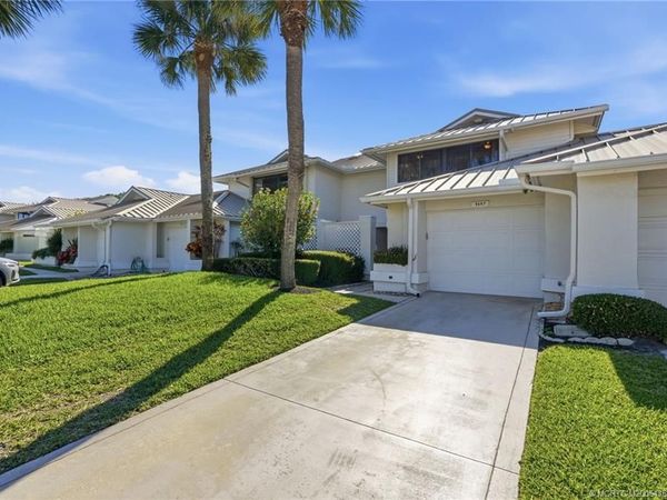 5657 SE Foxcross Place, Stuart, FL 34997