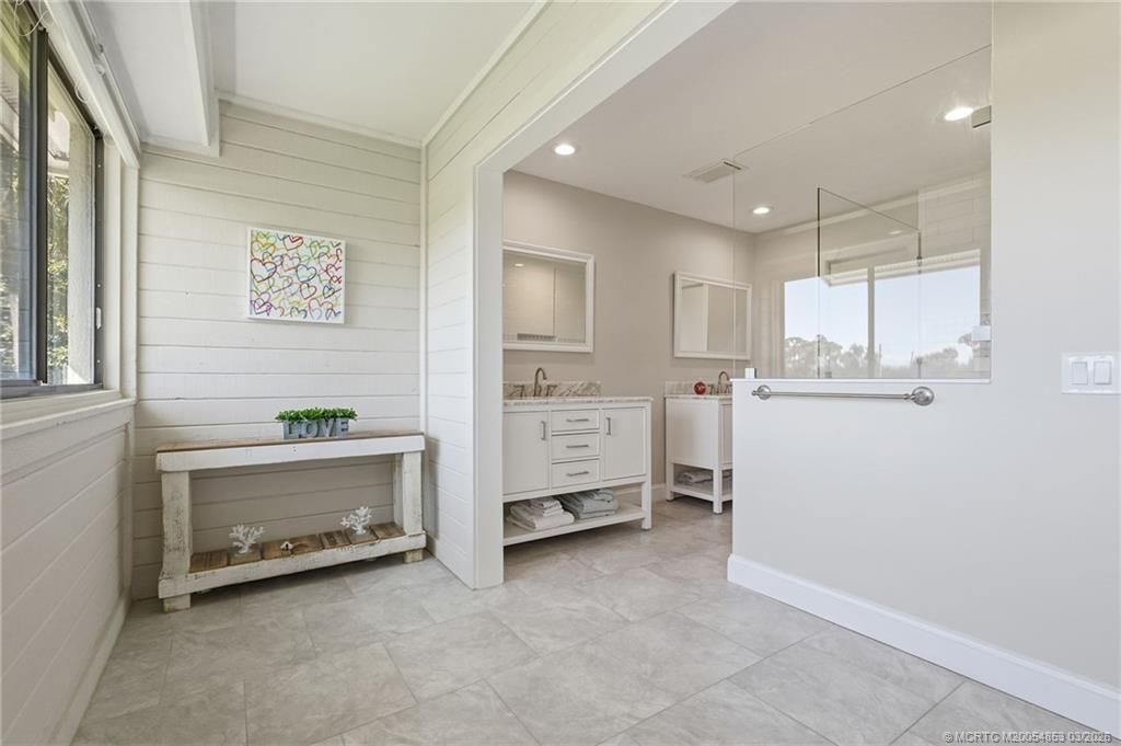 5657 SE Foxcross Place, Stuart, FL 34997 Photo