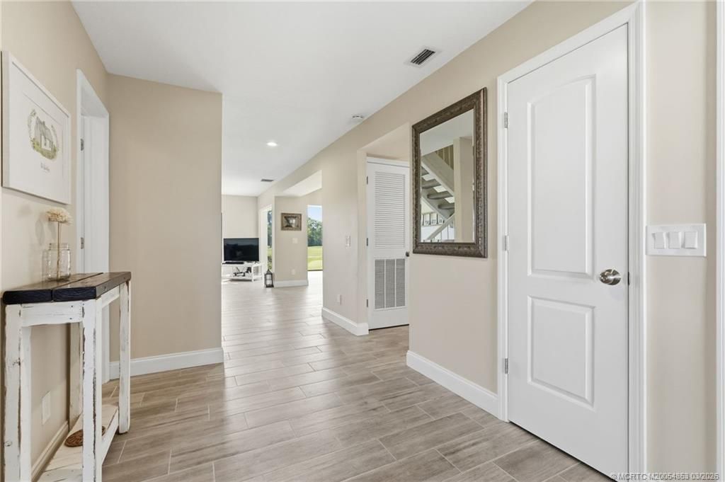 5657 SE Foxcross Place, Stuart, FL 34997 Photo