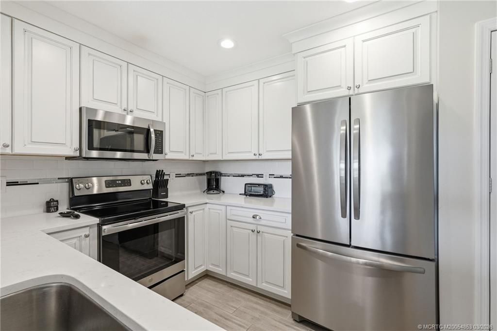 5657 SE Foxcross Place, Stuart, FL 34997 Photo